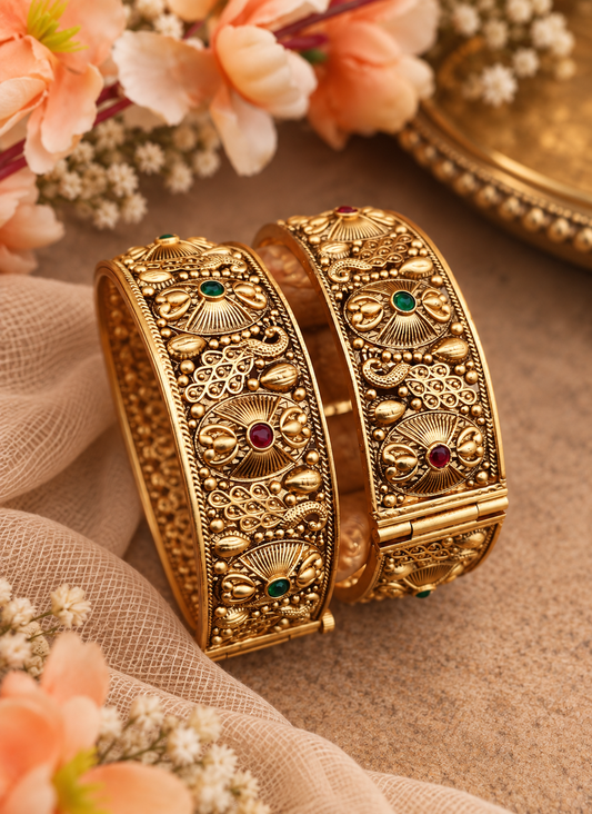 Arushi Matte Gold Bangles/Kadey