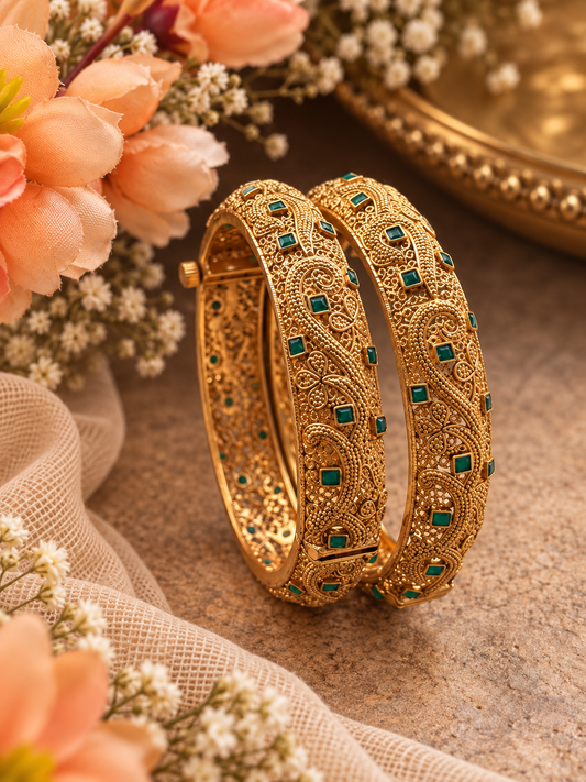 Kashvi Gold Bangles/Kadey (Green)