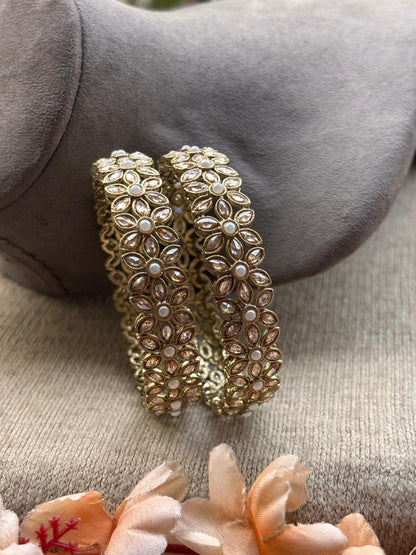 Sunisha Polki Bangles/Kadey (Gold)