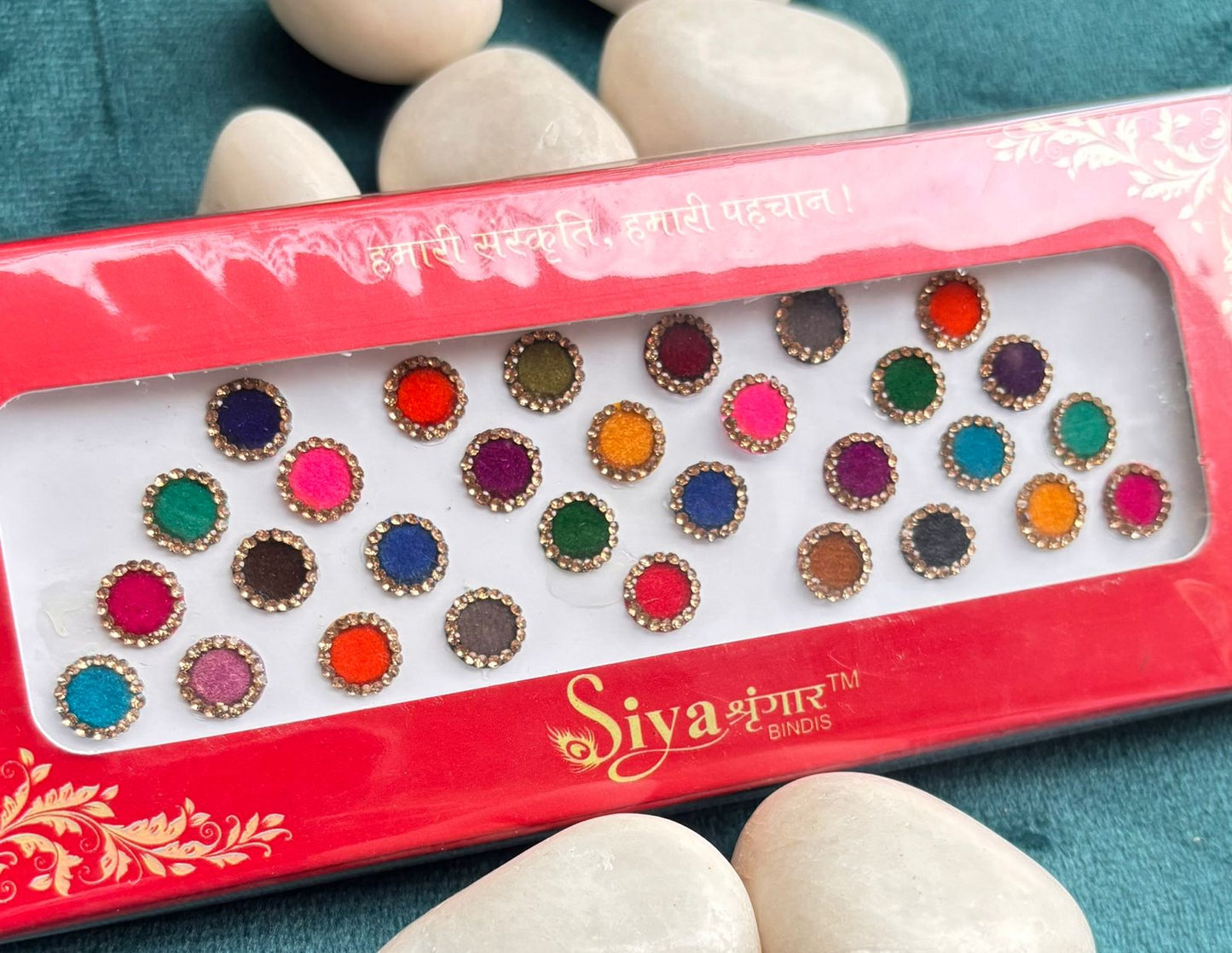 Round Velvet Bindi (Biggest) Card