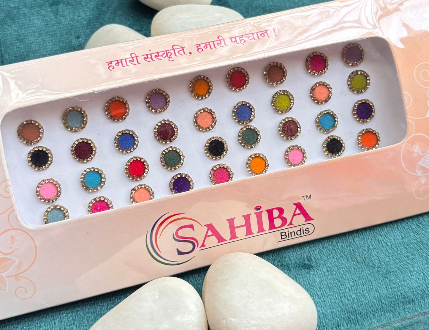 Round Velvet Bindi (Big) Card