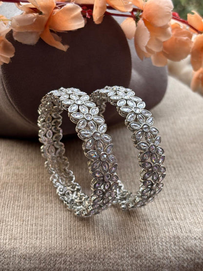Sunisha Polki Bangles/Kadey (Silver)
