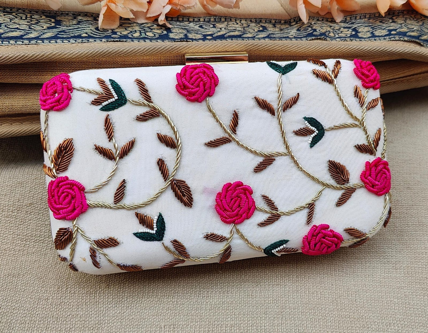 Alvira White Floral Box Clutch