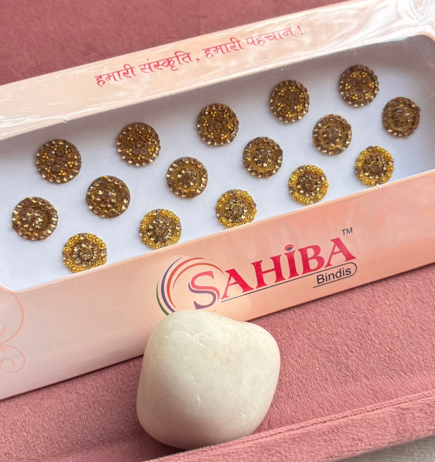 Big-Sized Gold Bindi Card