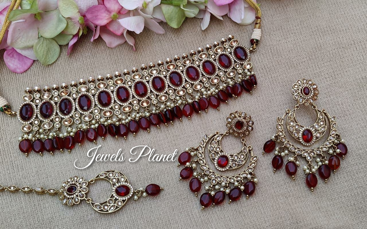 Parul Polki Choker Set