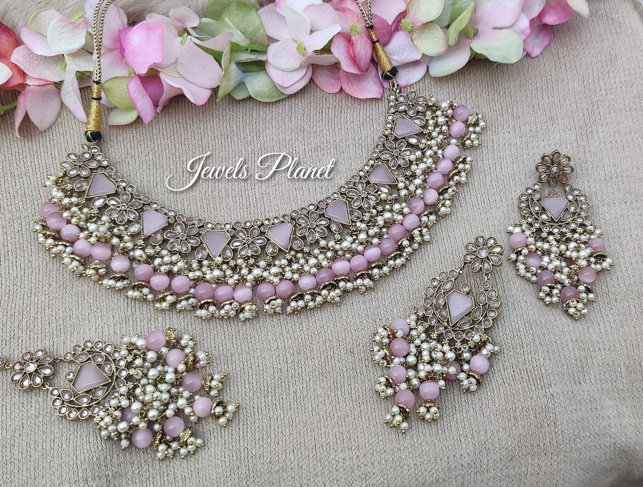 Charu Polki Necklace Set