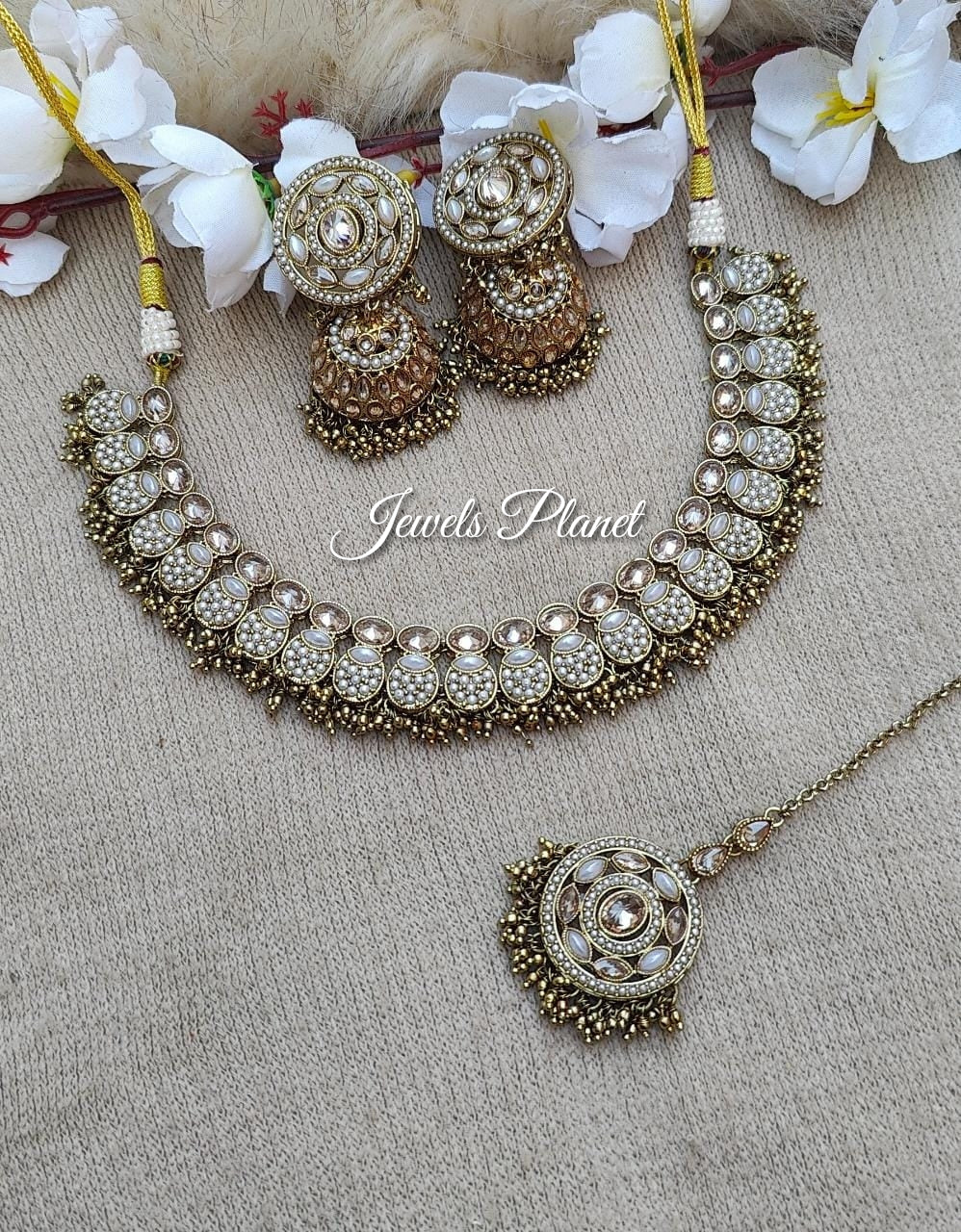 Dahlia Necklace Set