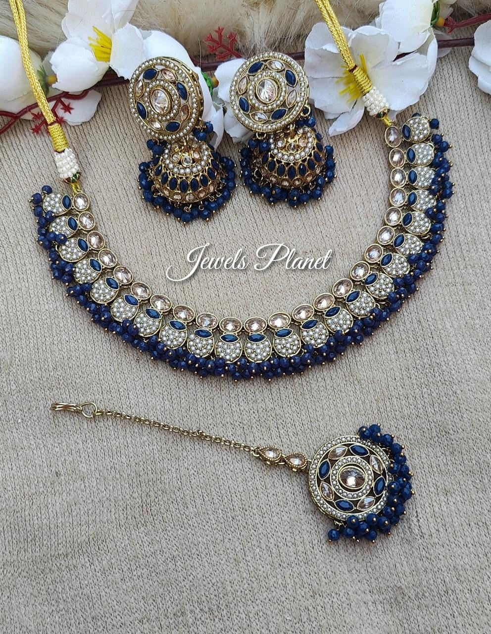 Dahlia Necklace Set