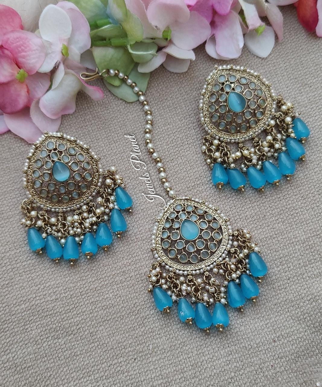 Raji Earrings Tikka