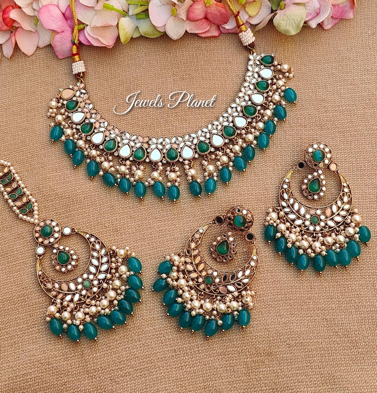 Arifa Mirror Necklace Set