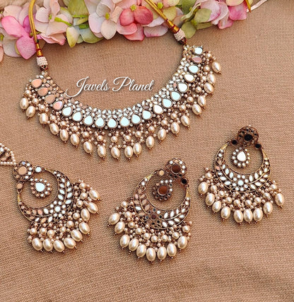 Arifa Mirror Necklace Set