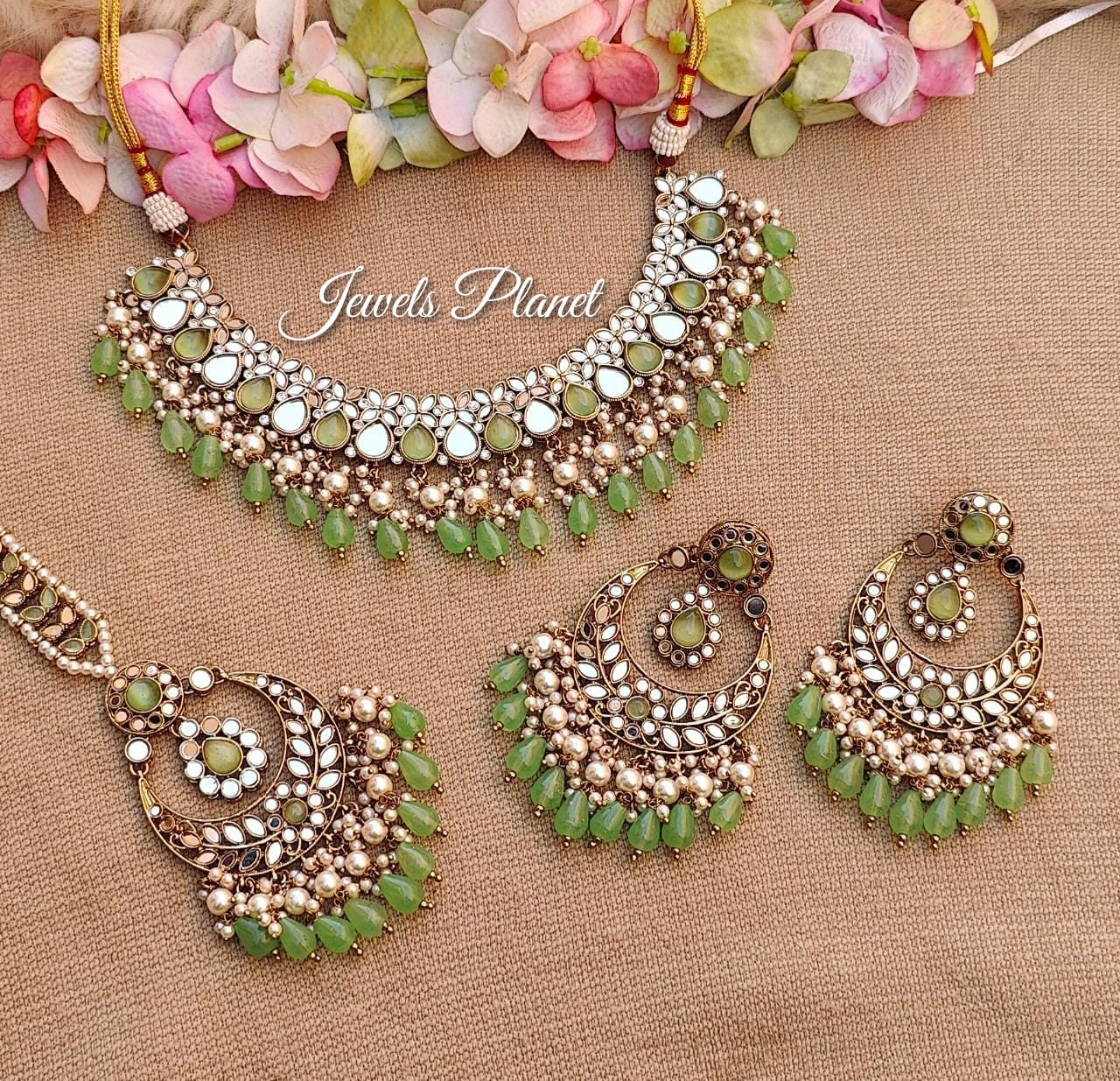 Arifa Mirror Necklace Set