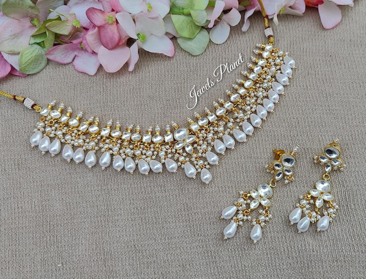 Manmeet Pachi Kundan Necklace