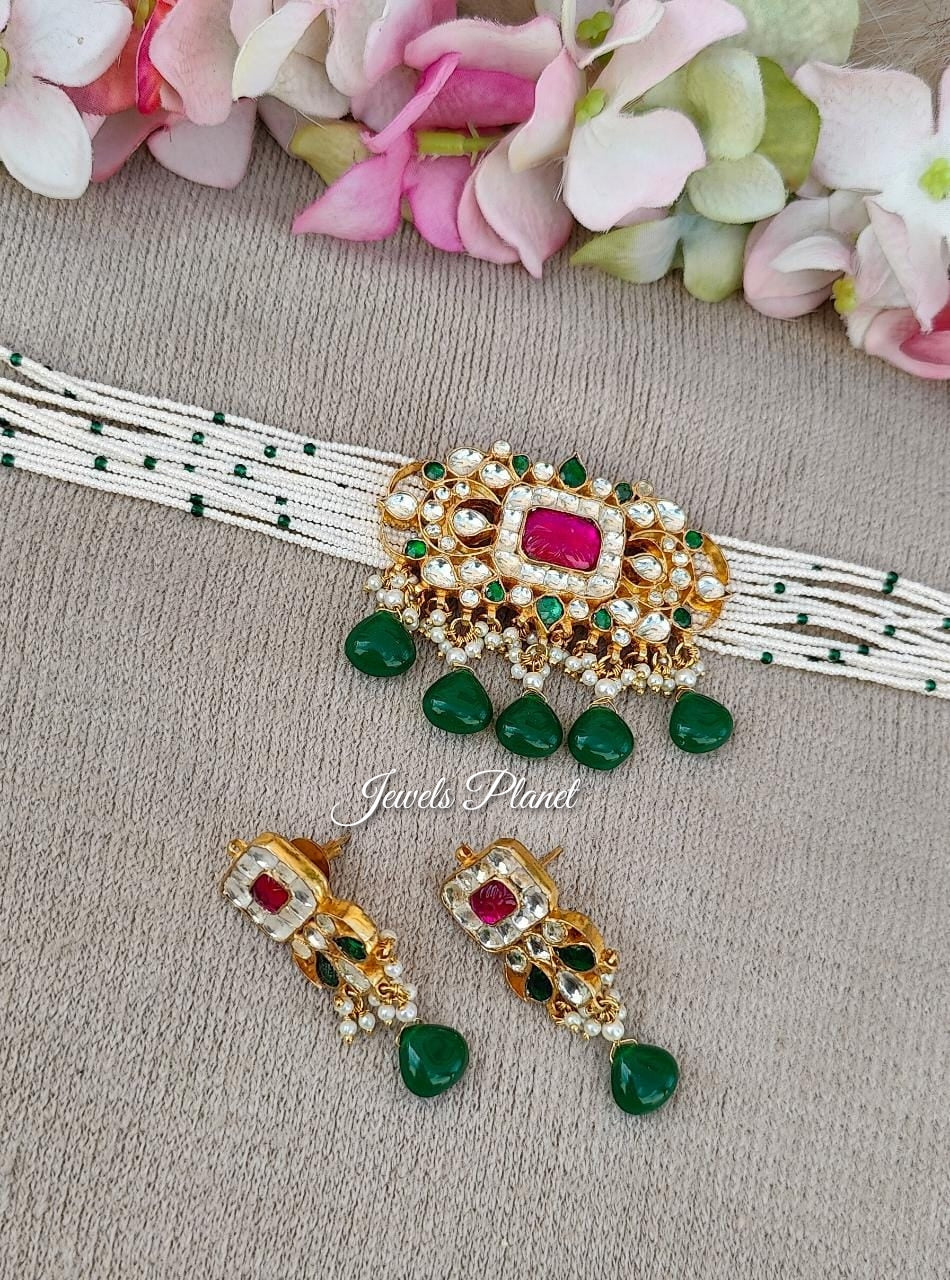 Dhara Pachi Choker Set