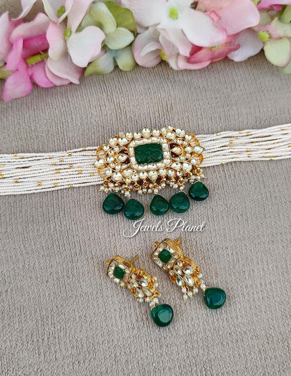 Dhara Pachi Choker Set