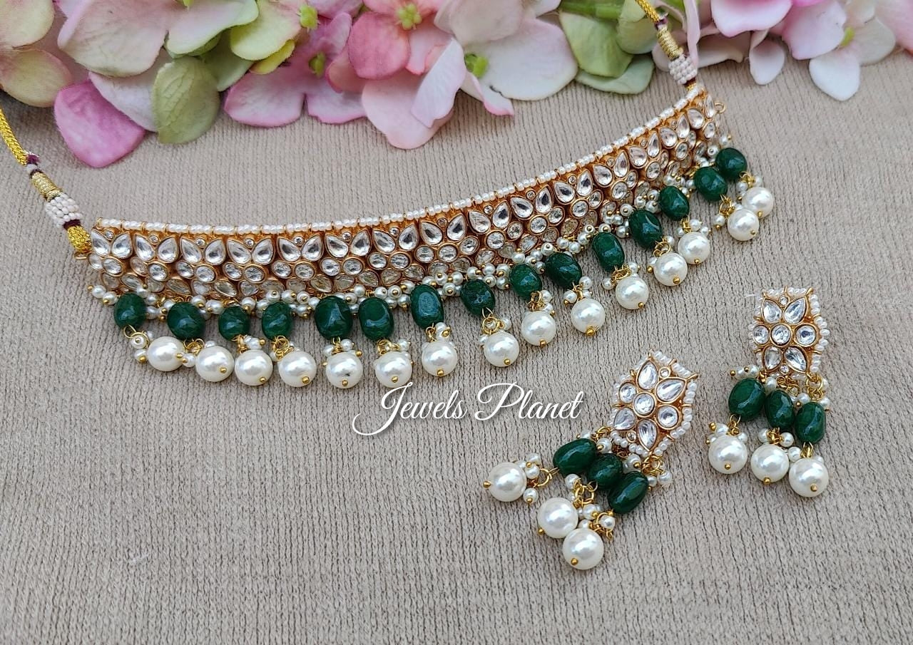 Aarya Kundan Choker Set