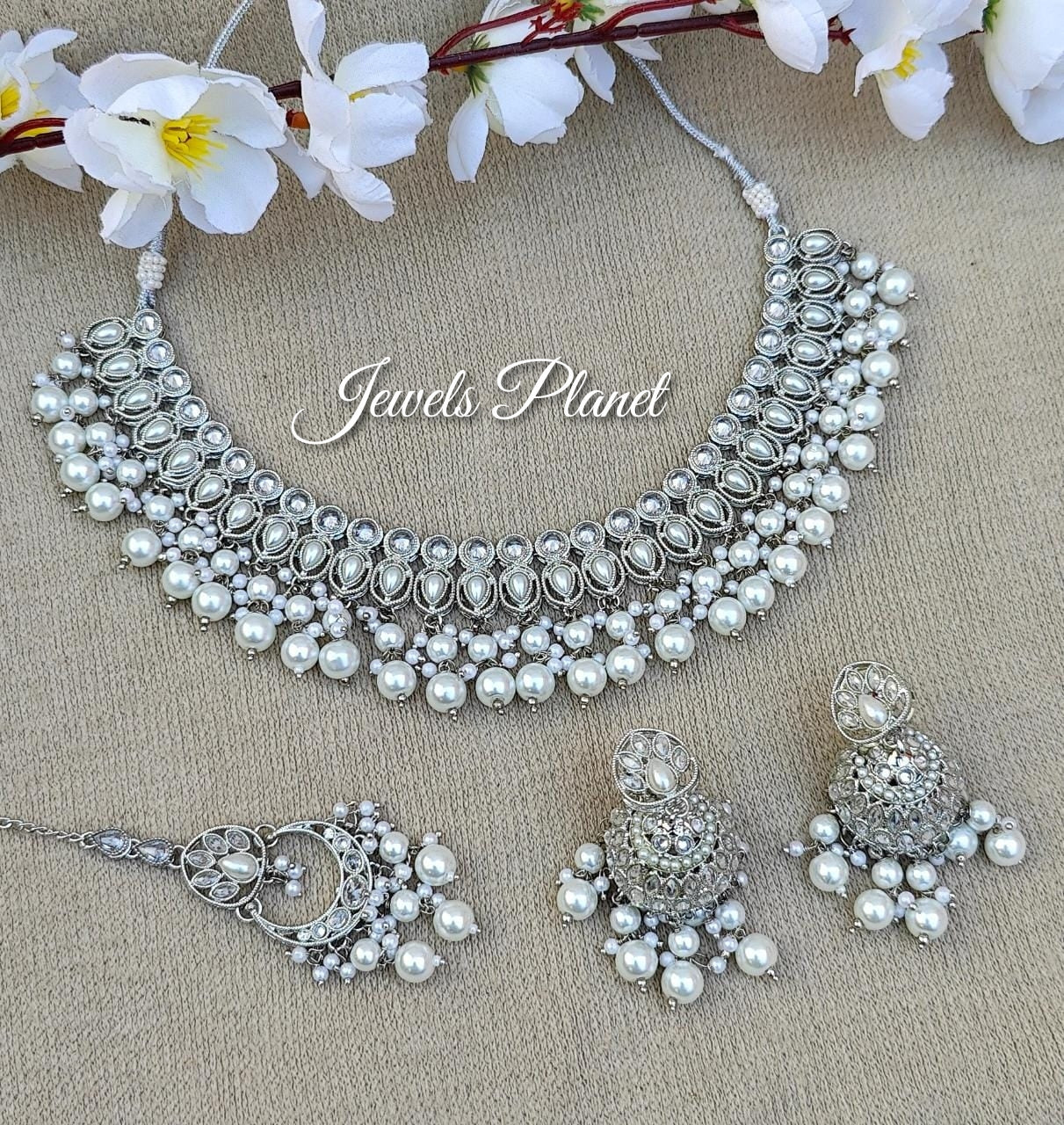 Gauri Polki Necklace Set