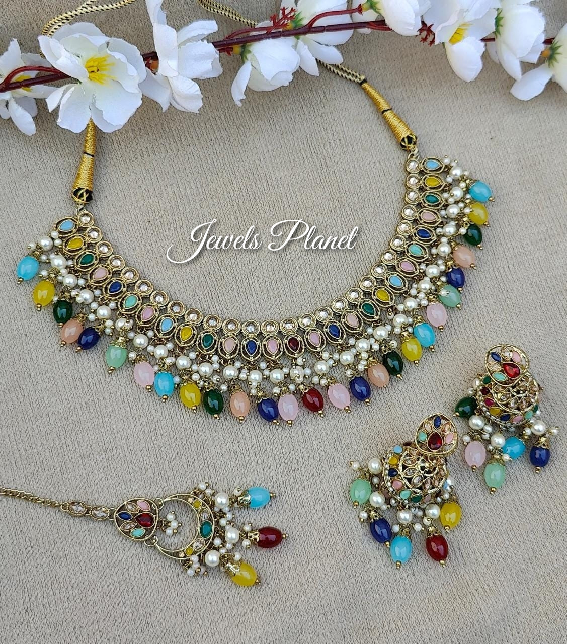 Gauri Polki Necklace Set