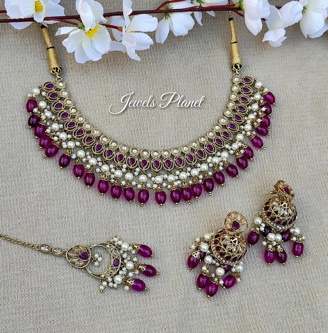 Gauri Polki Necklace Set