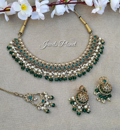 Gauri Polki Necklace Set