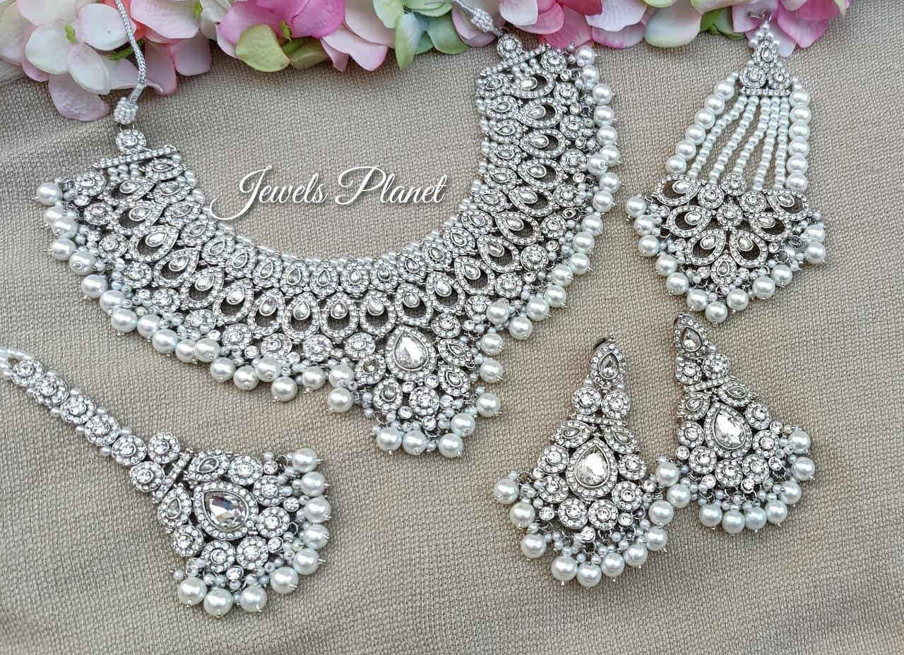 Shabnam Jhumar Necklace Set