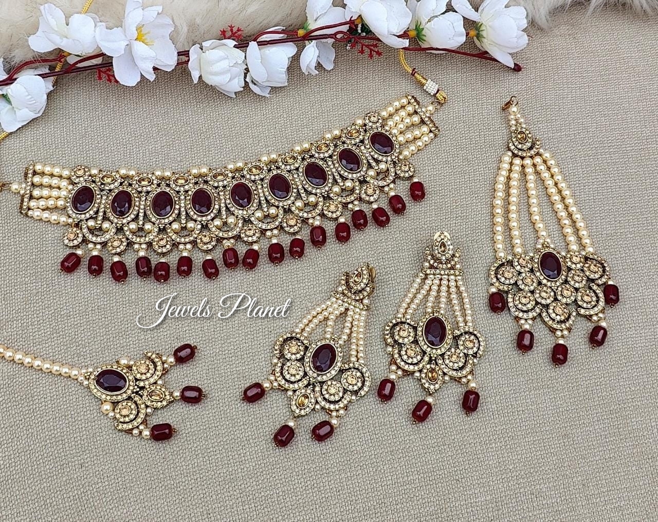 Hafsha Jhumar Choker Set (Gold)