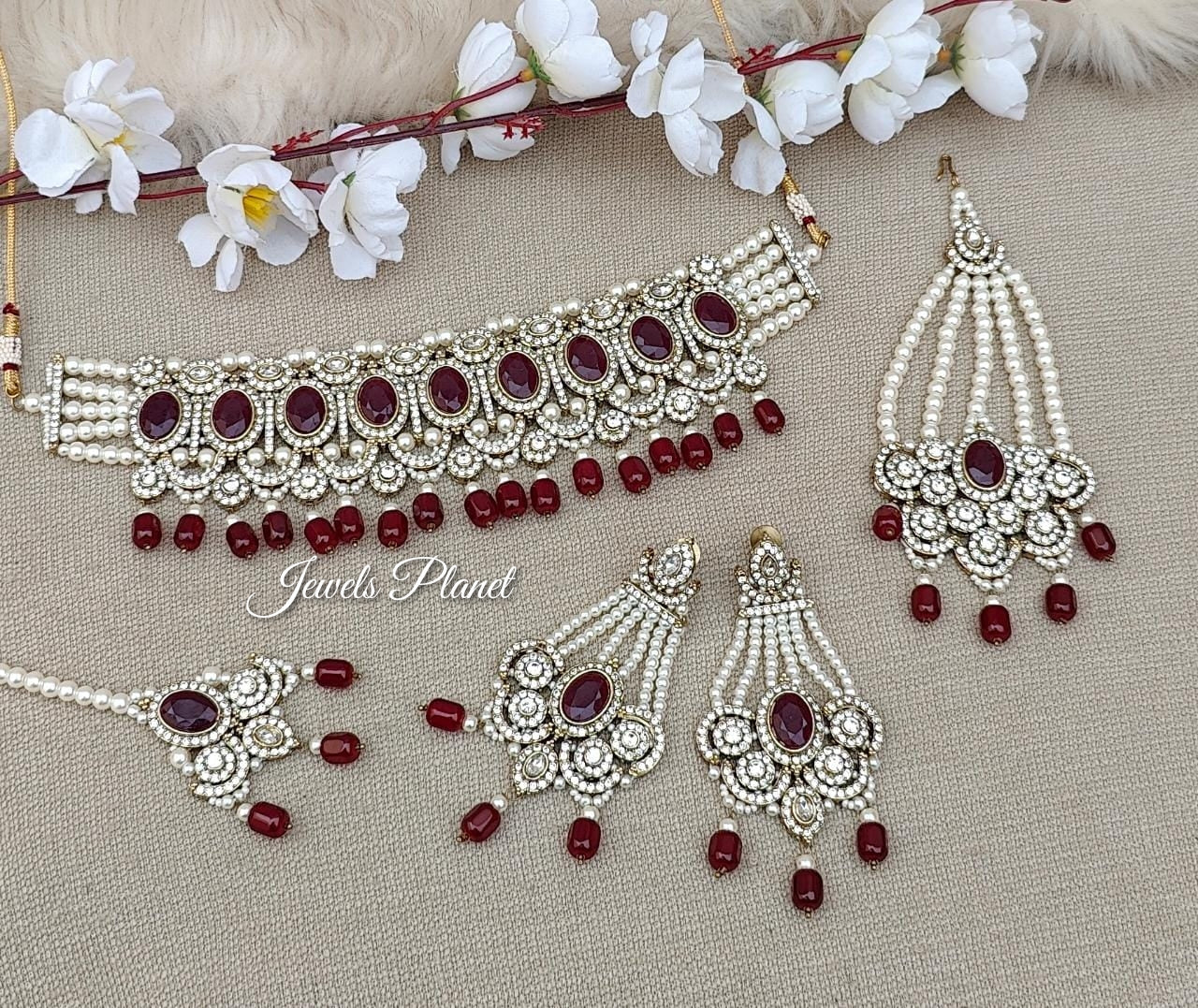 Hafsha Jhumar Choker Set (White)