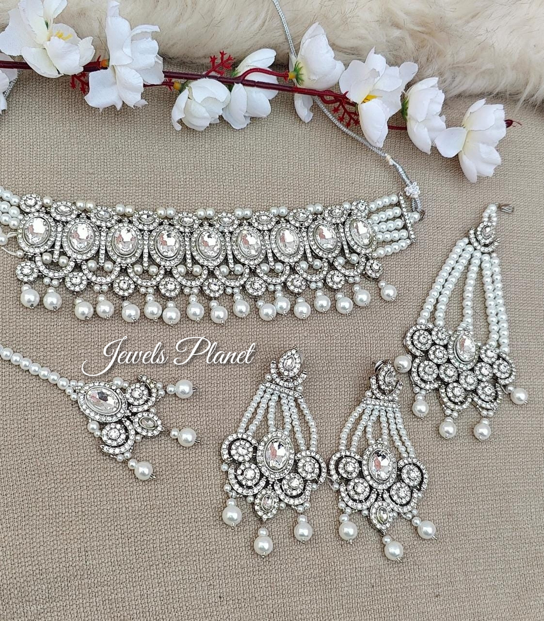 Hafsha Jhumar Choker Set (White)