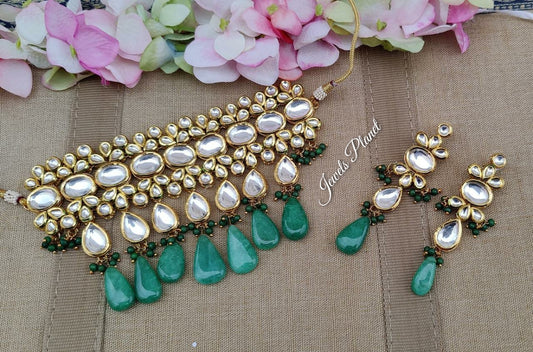 Priti Kundan Choker