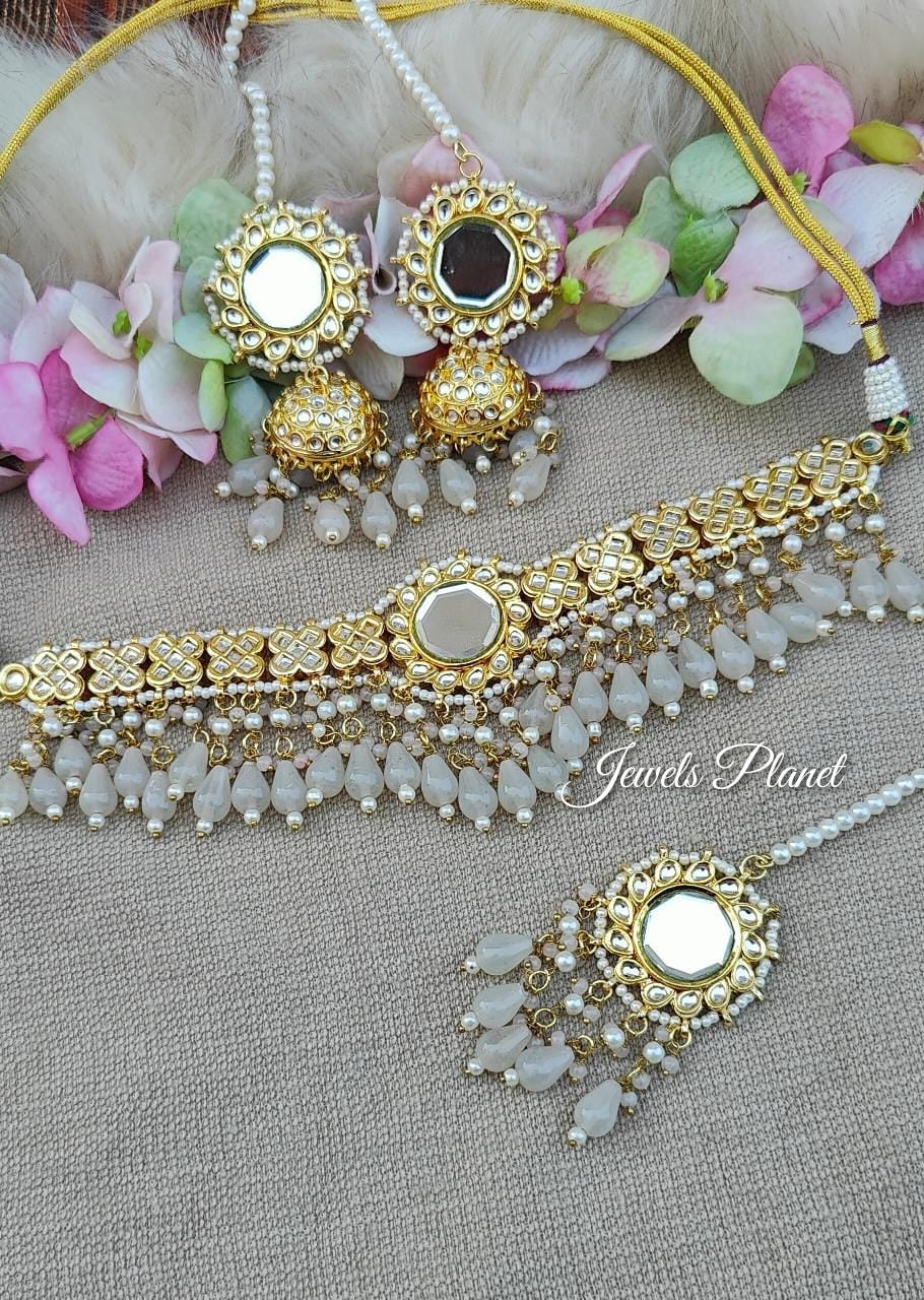 Dhvani Kundan Choker