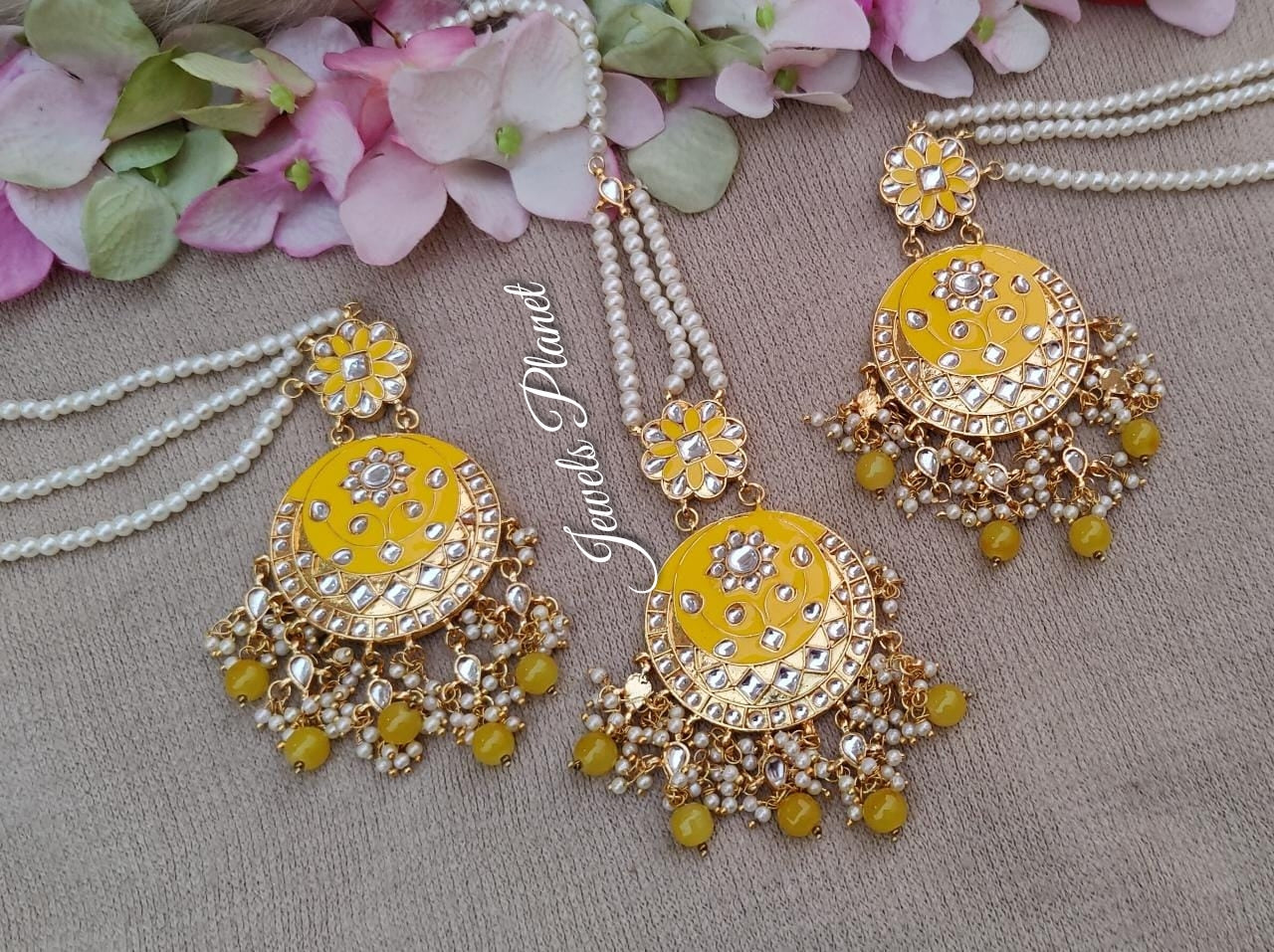 Nishika Kundan Earrings Tikka