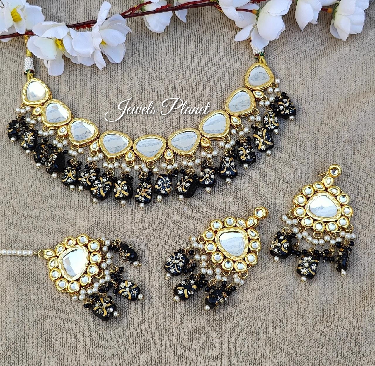 Nidhi Kundan Necklace