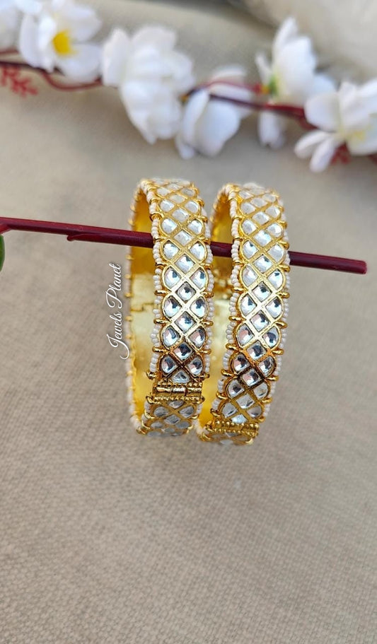 Khusha Pachi Kundan Bangles