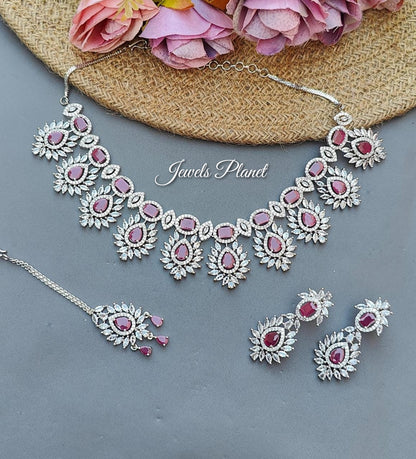 Sukirti AD Necklace Set