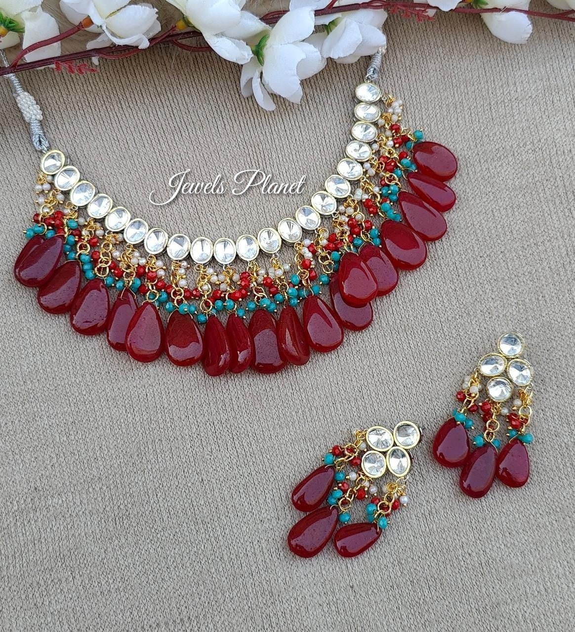 Tunisha Uncut Kundan Necklace