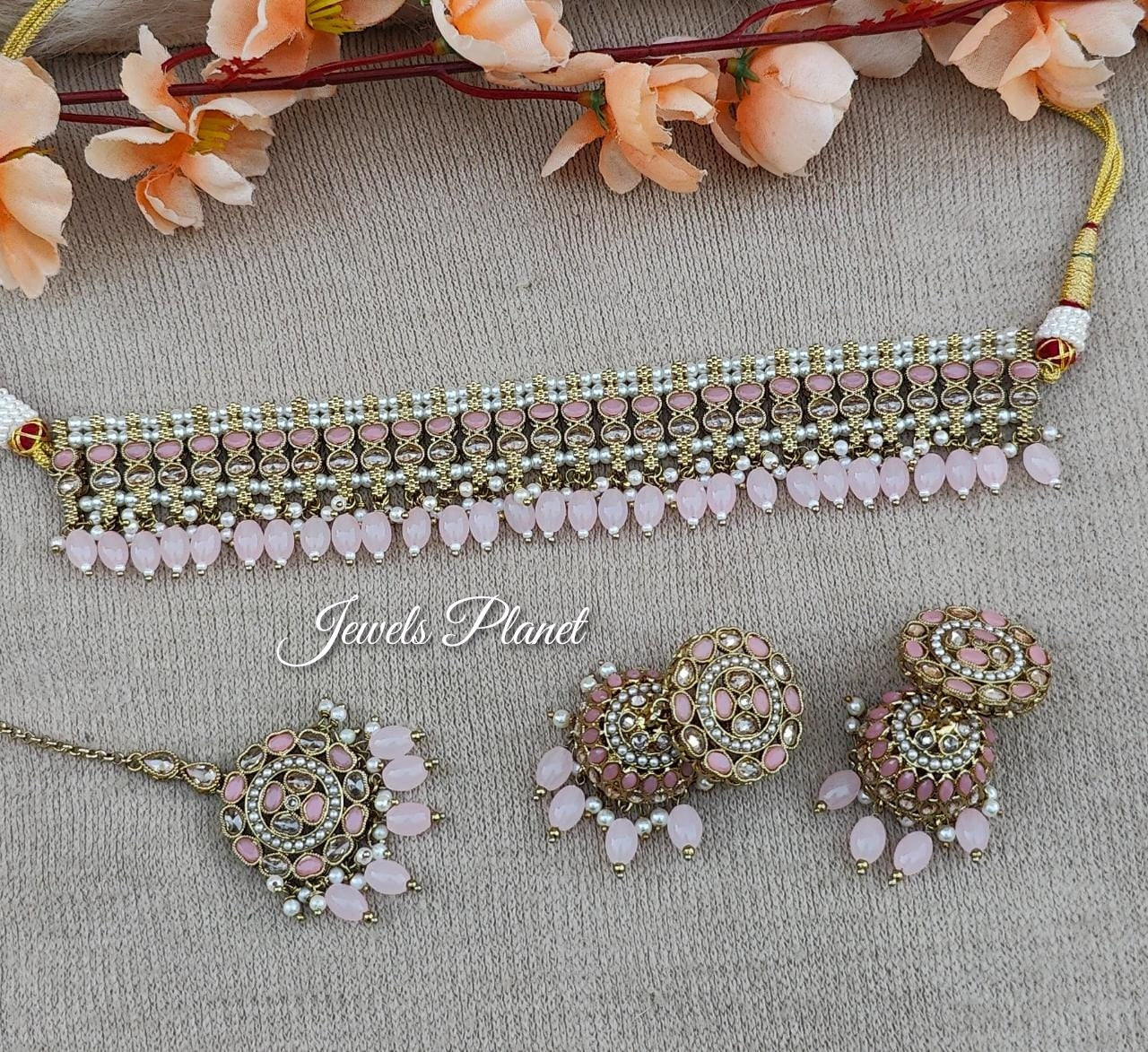 Adhina Polki Choker