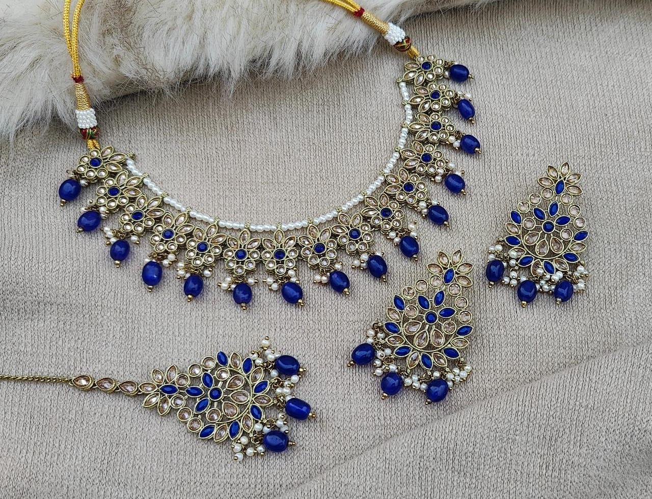 Anjana Necklace Set