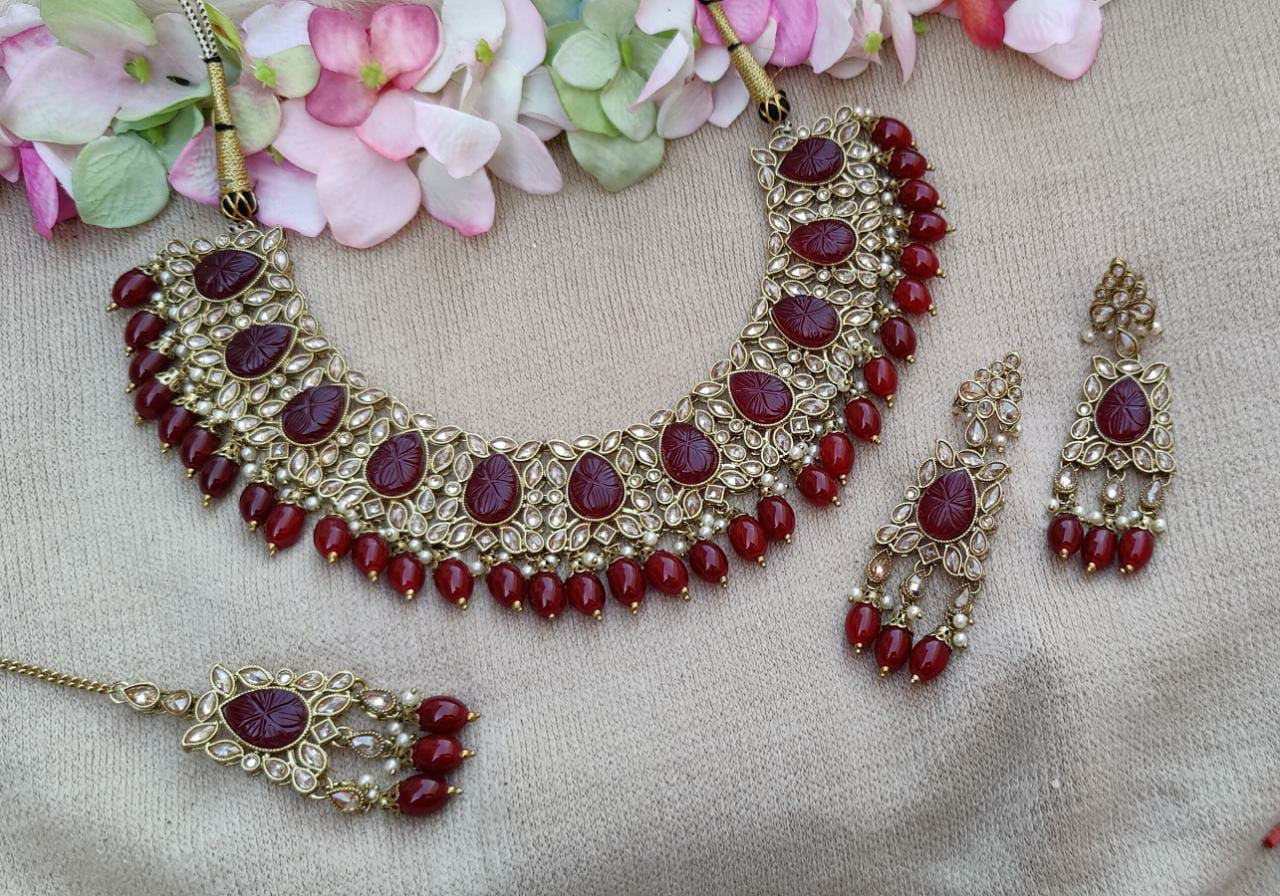 Drishti Necklace Set