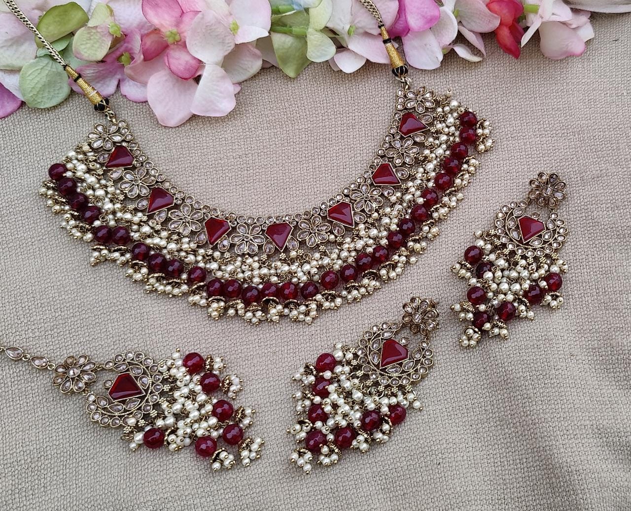 Charu Polki Necklace Set