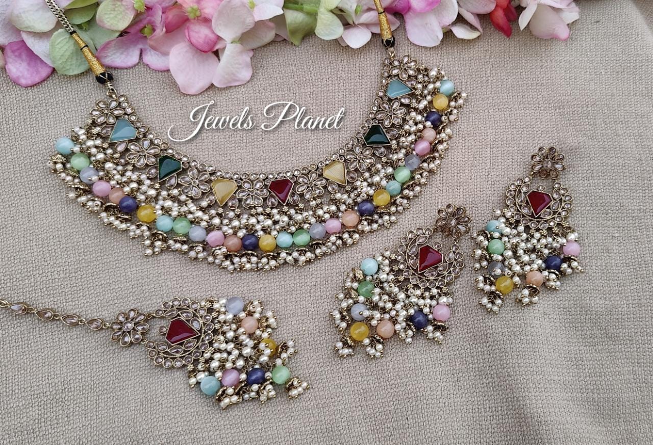 Charu Polki Necklace Set