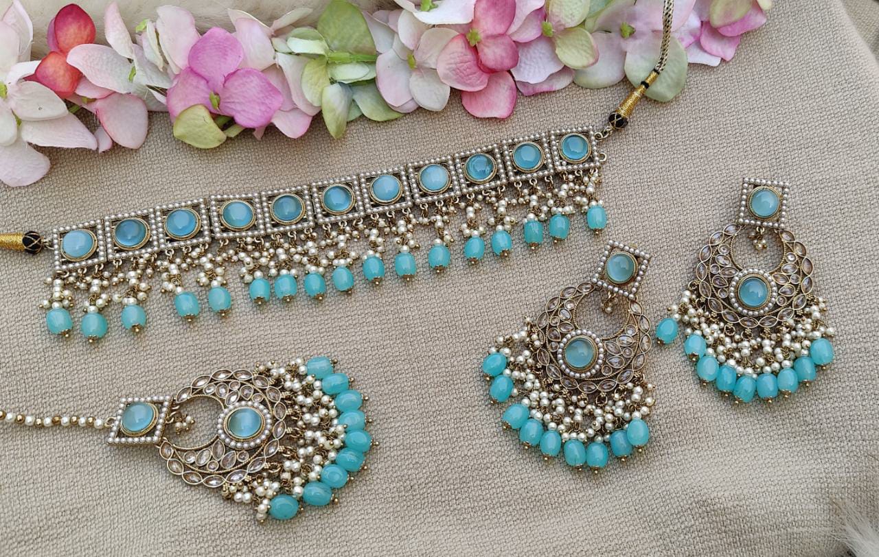 Raavi Polki Choker Set