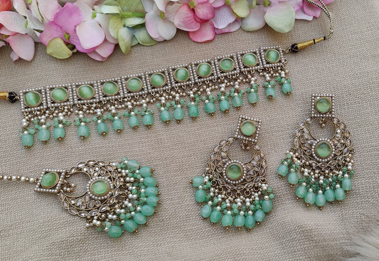 Raavi Polki Choker Set