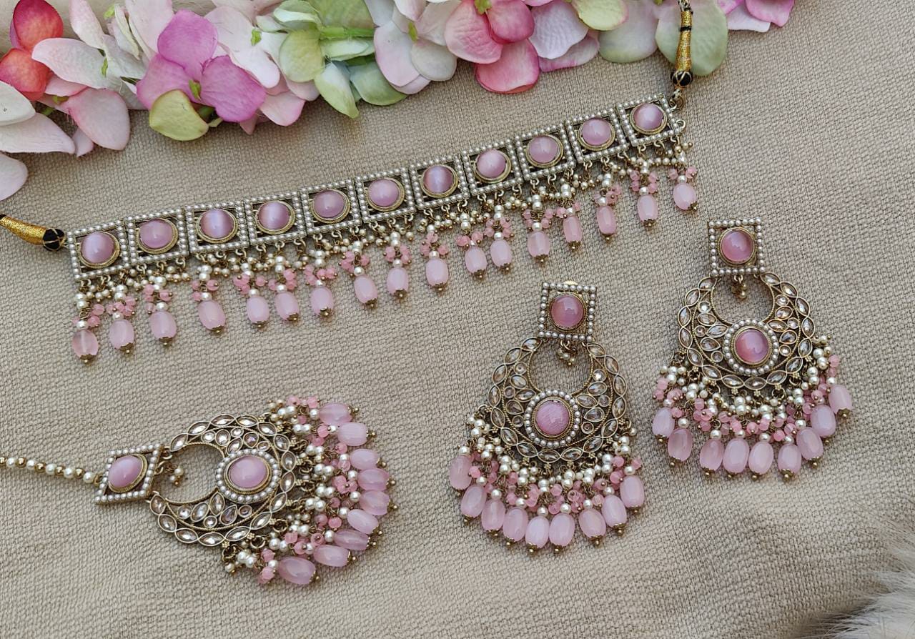 Raavi Polki Choker Set