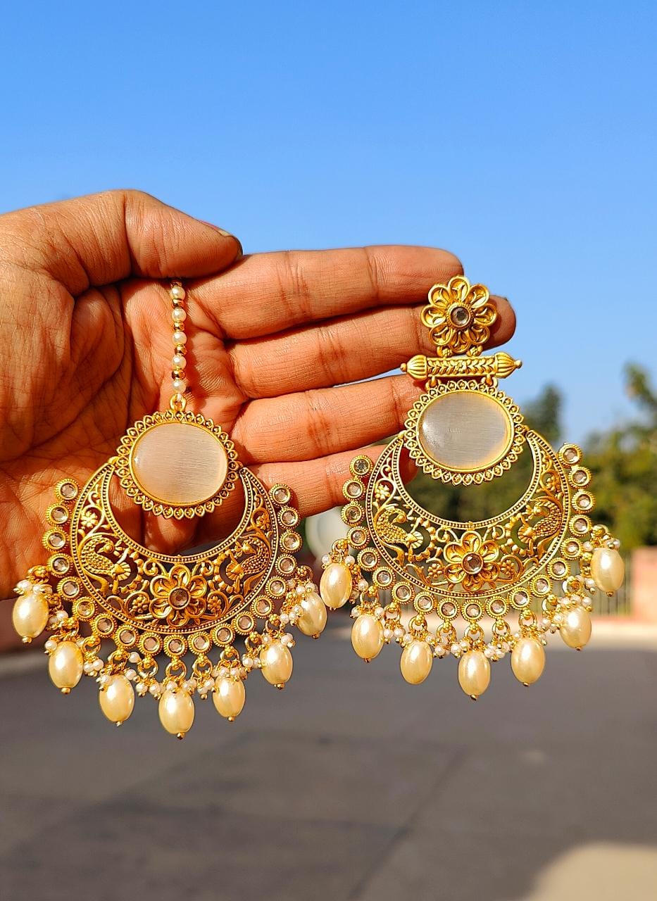 Mahek Earrings Tikka